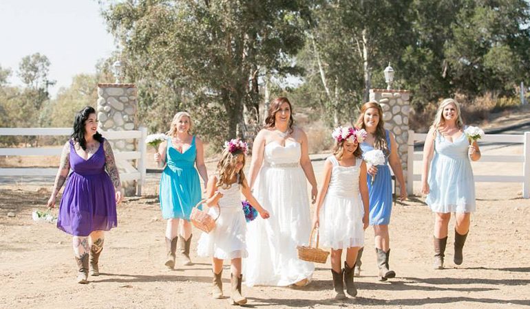 Blue ombre country wedding featured